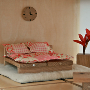 Qubis Haus toy bedroom furniture
